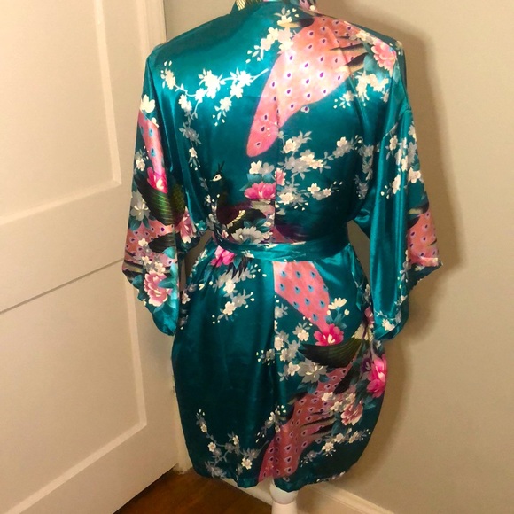 Kimono Robe - Picture 3 of 3